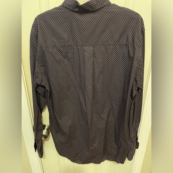 Cinch Button Up - Picture 4 of 5